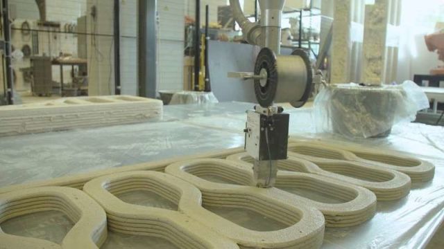 В Нидерландах установили мост, напечатанный на 3D-принтере