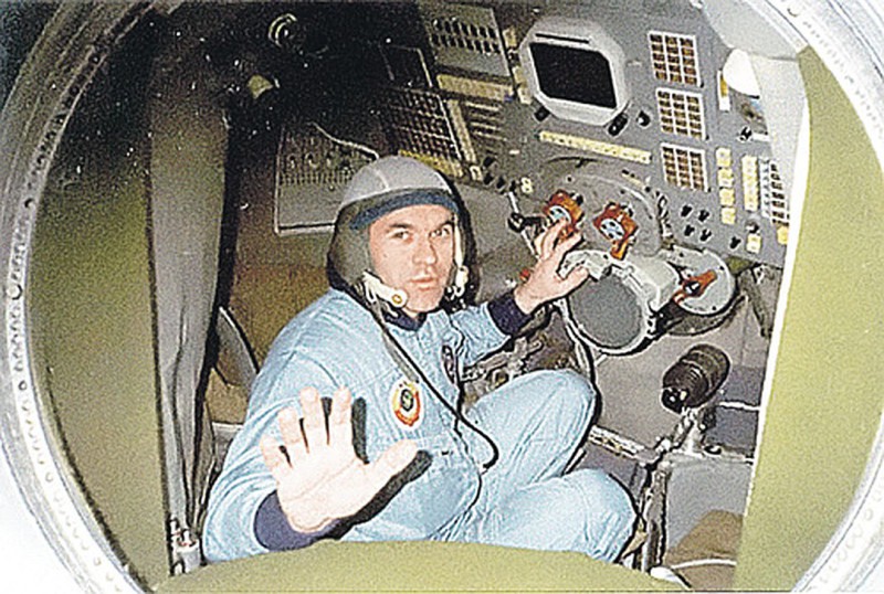 Страшные, смешные и загадочные истории астронавтов Страшные, смешные и загадочные истории астронавтов