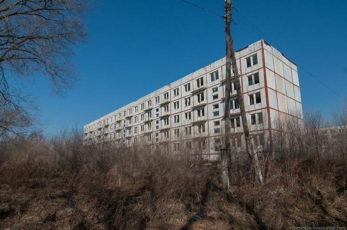 Заброшенный военный городок на границе с Китаем