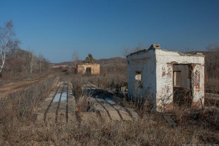 Заброшенный военный городок на границе с Китаем