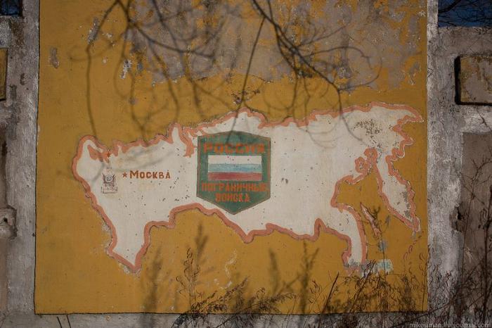 Заброшенный военный городок на границе с Китаем
