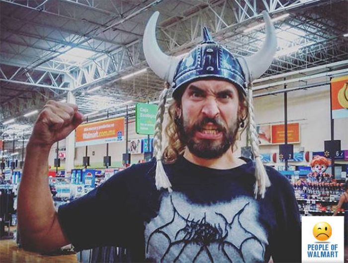 Странные посетители супермаркета Walmart