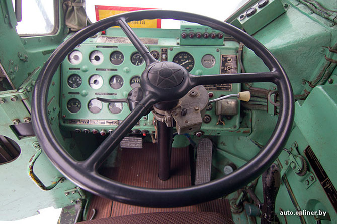 «Смерч»: двигатель — V12, 650 «лошадей» «Смерч»: двигатель — V12, 650 «лошадей»