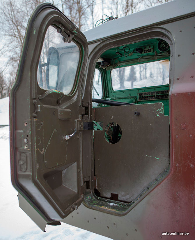 «Смерч»: двигатель — V12, 650 «лошадей» «Смерч»: двигатель — V12, 650 «лошадей»