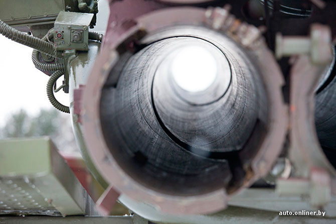 «Смерч»: двигатель — V12, 650 «лошадей» «Смерч»: двигатель — V12, 650 «лошадей»