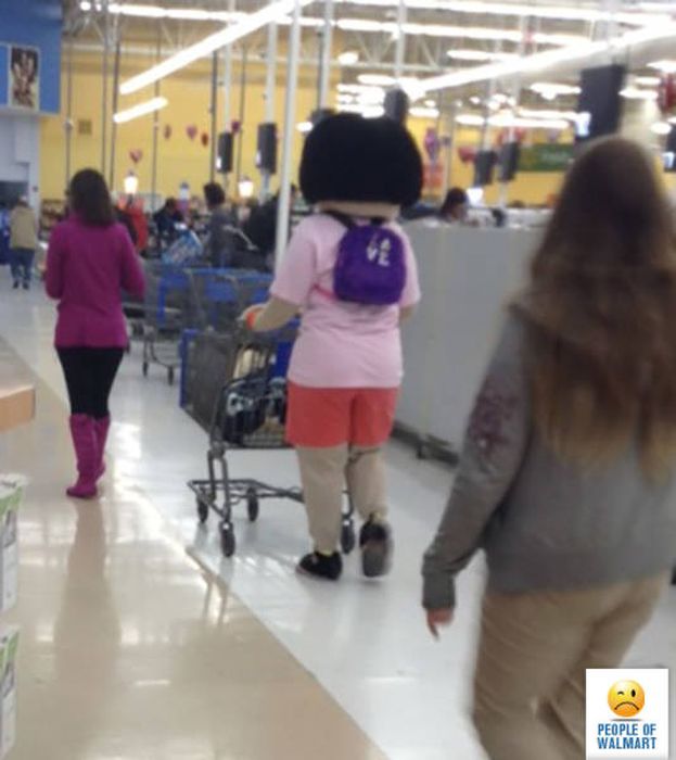 Чудные посетители супермаркетов Walmart