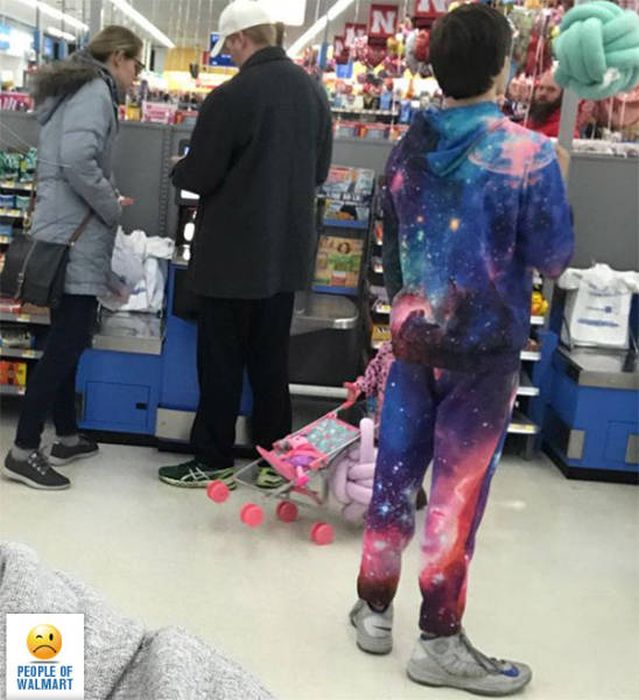 Чудные посетители супермаркетов Walmart