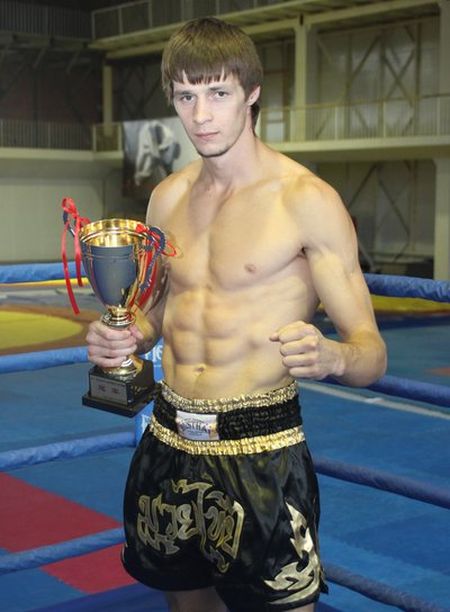 В Одинцово охранники избили чемпиона Европы по тайскому боксу Ивана Пентку