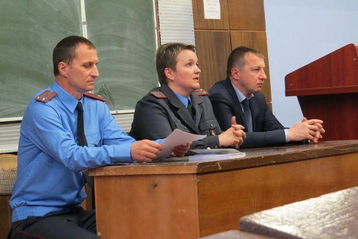 Таджикских пятикурсников белорусского ВУЗа показательно выдворяют из страны