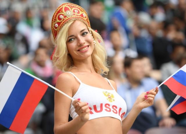 Самая красивая российская болельщица - звезда фильмов для взрослых Наташа Немчинова