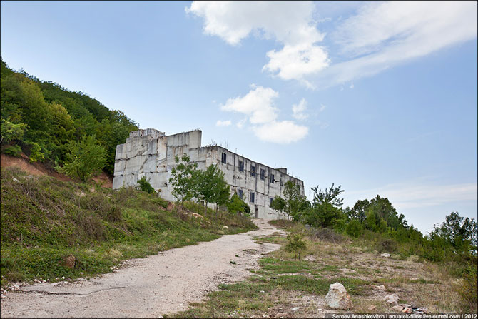 Запасной командный пункт Черноморского флота СССР (25 фото) Запасной командный пункт Черноморского флота СССР (25 фото)