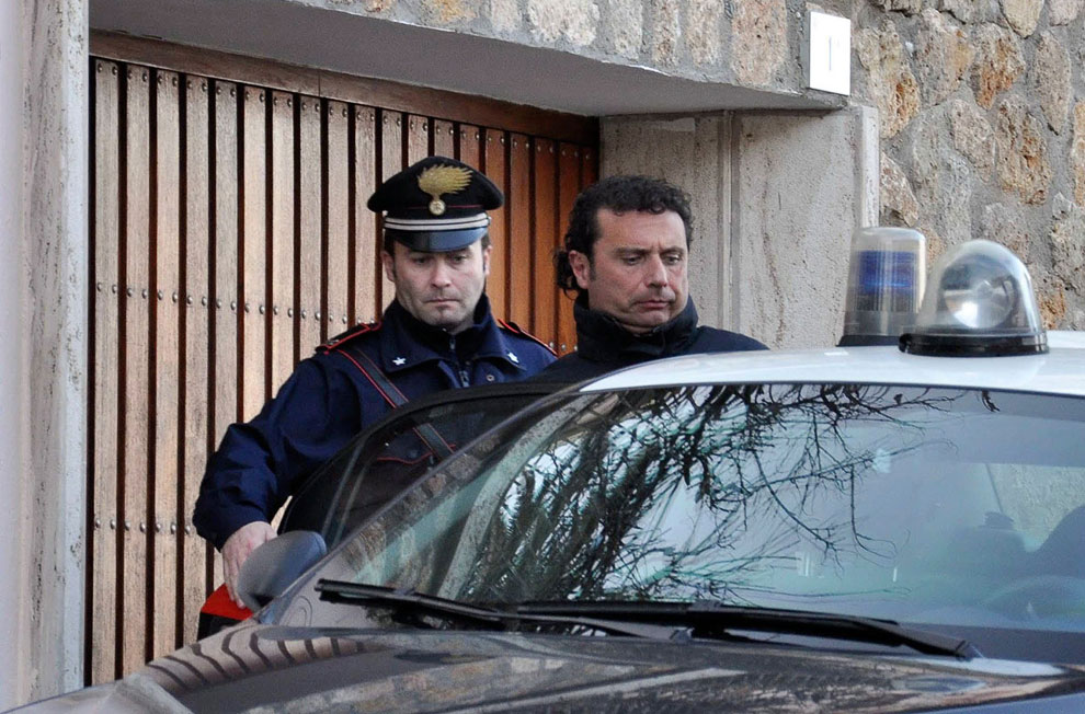 Подъем круизного лайнера Costa Concordia Подъем круизного лайнера Costa Concordia