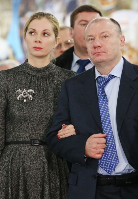 Жены самых богатых российских бизнесменов и чиновников Жены самых богатых российских бизнесменов и чиновников