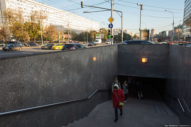 Десять километров по Москве…