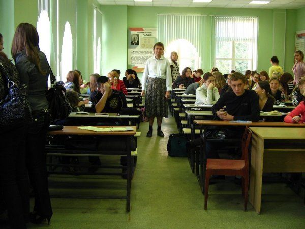 Мужик в платье (29 фото)