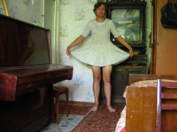 Мужик в платье (29 фото)