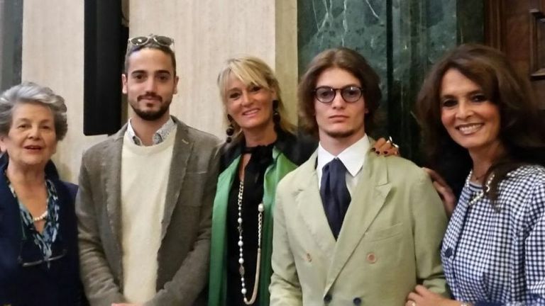 Удивительная семья, все члены которой не чувствуют боль Удивительная семья, все члены которой не чувствуют боль
