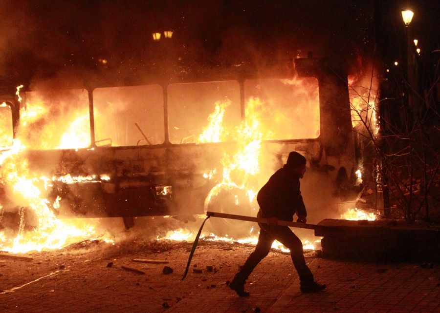 Новые столкновения на Украине (15 фото) Новые столкновения на Украине (15 фото)