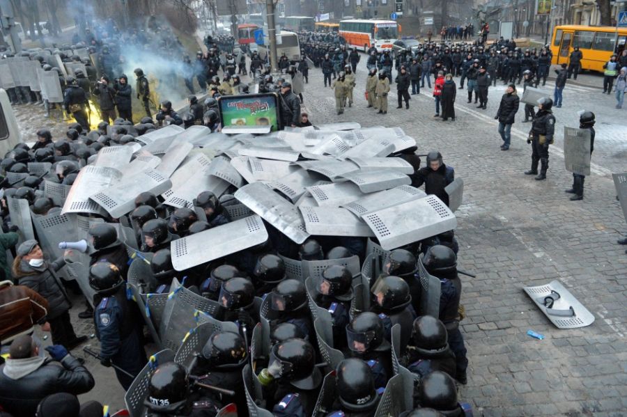 Новые столкновения на Украине (15 фото) Новые столкновения на Украине (15 фото)
