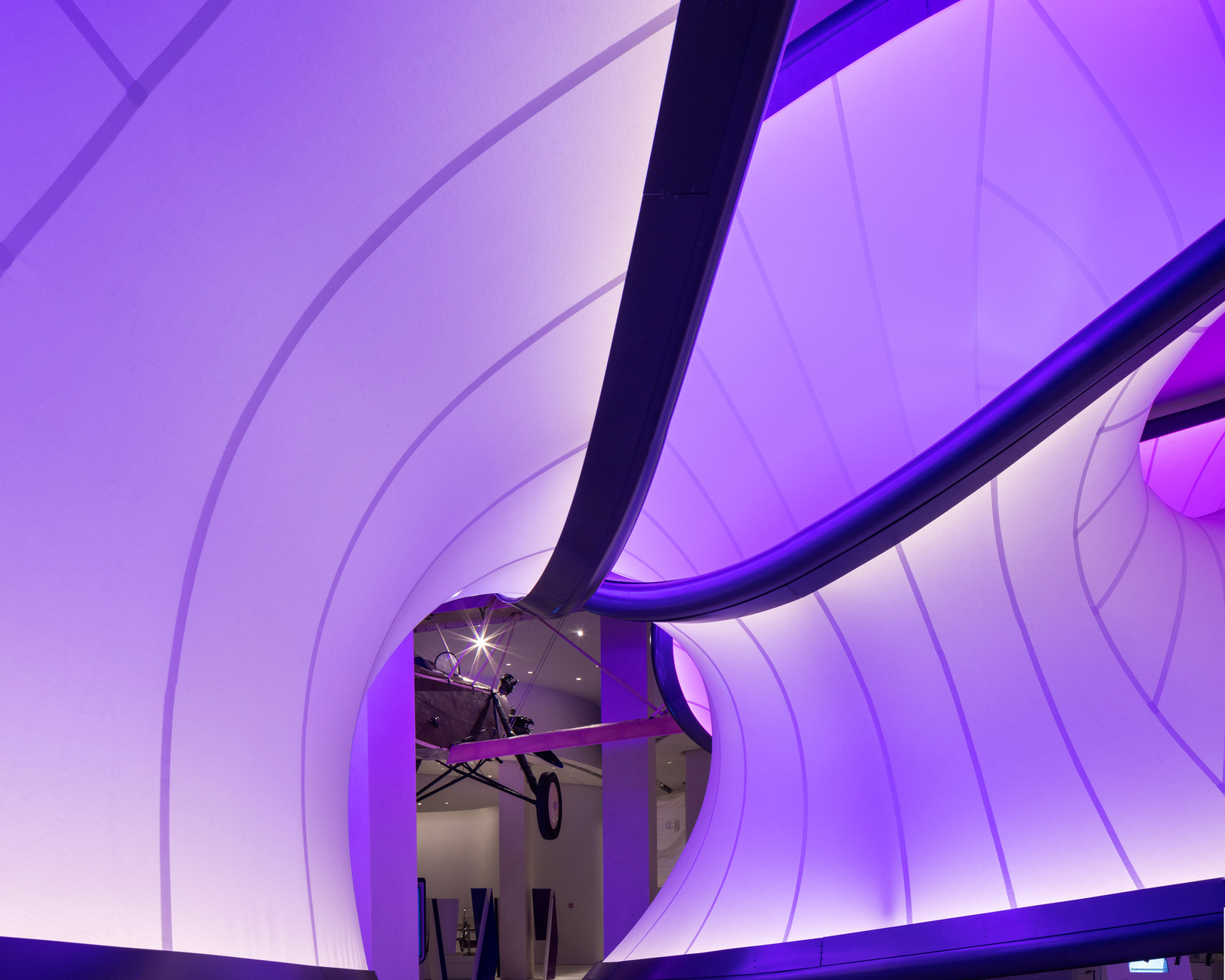 Галерея Уинтон: Математика от Zaha Hadid Architects Галерея Уинтон: Математика от Zaha Hadid Architects