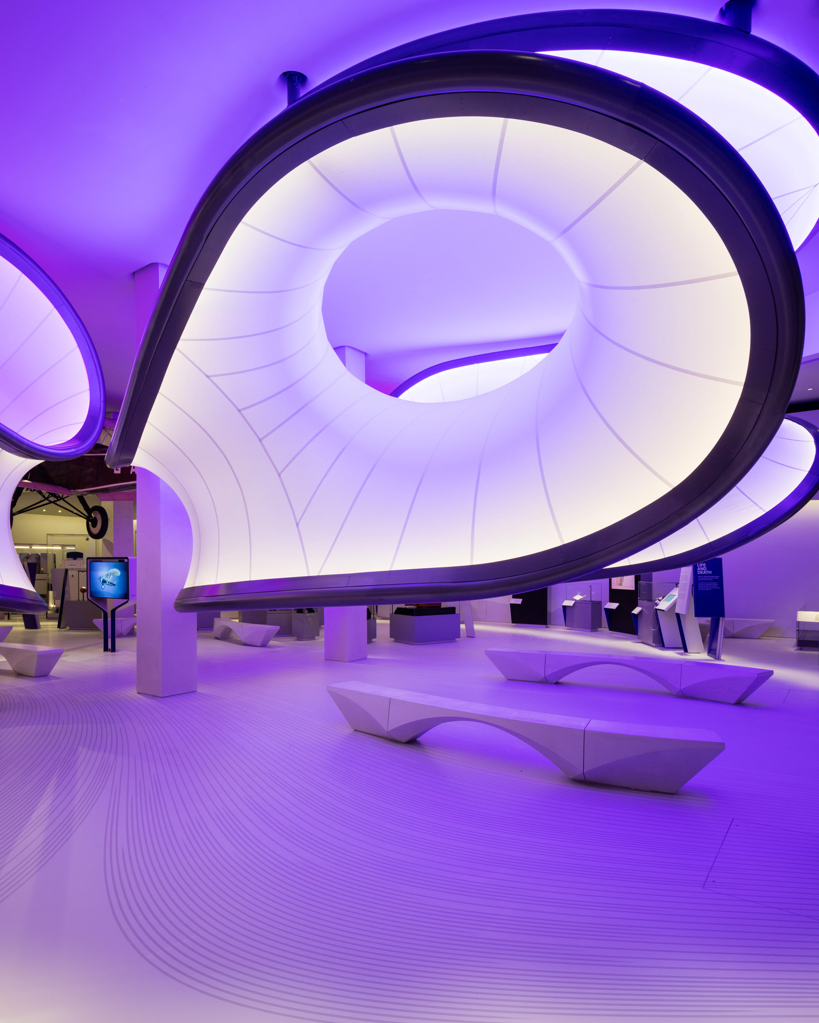 Галерея Уинтон: Математика от Zaha Hadid Architects Галерея Уинтон: Математика от Zaha Hadid Architects