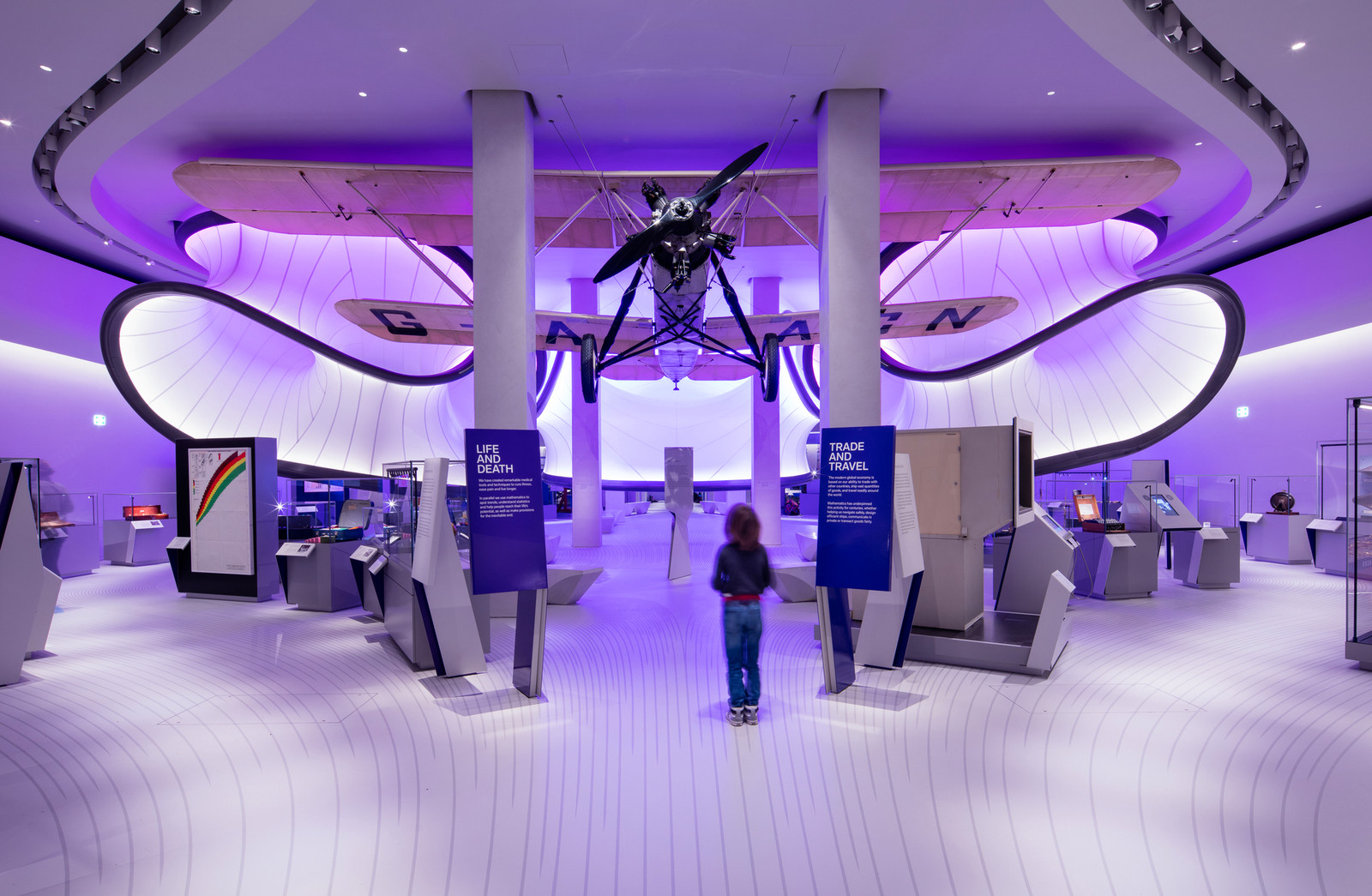 Галерея Уинтон: Математика от Zaha Hadid Architects Галерея Уинтон: Математика от Zaha Hadid Architects