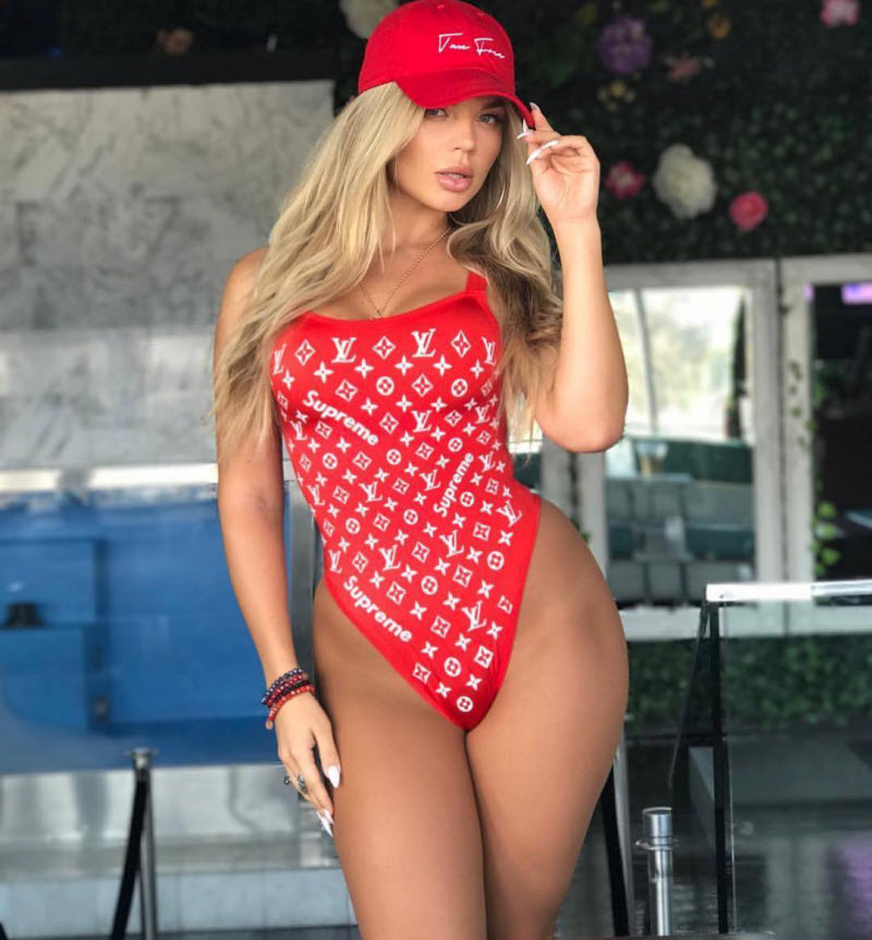 Анастасия Нова на снимках из Instagram