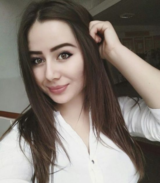 Симпатичные девушки с натуральной красотой