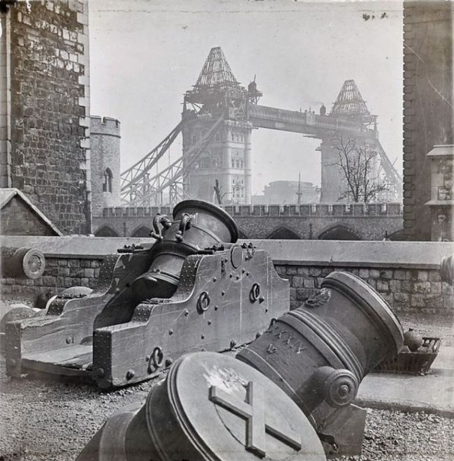 История в фотографиях