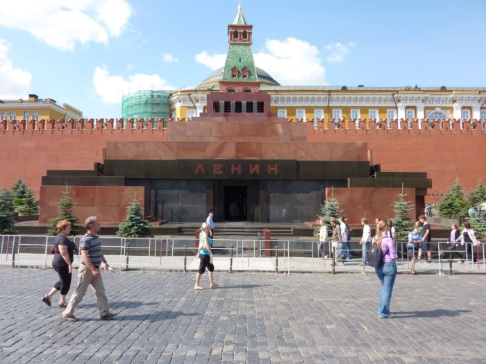 Приключения иностранца в России