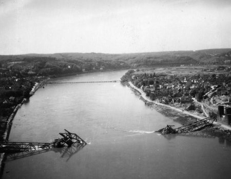 К 9 мая - побежденная Германия (20 фото)