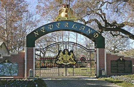 Neverland - обитель Майкла Джексона (23 фото)