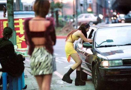 Чем занимается эти девушки (19 фото)