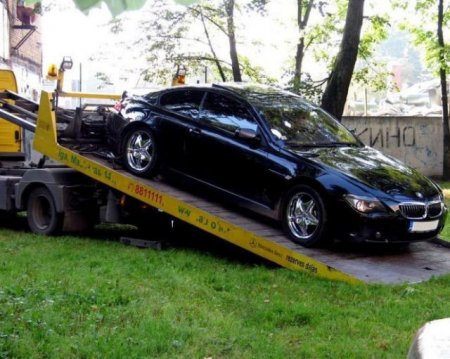 Уснул после аварии (10 фото)