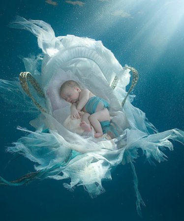 Художества от Zena Holloway`a