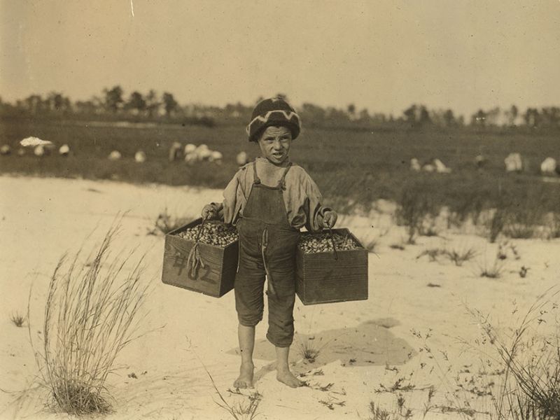 Фото 1900-х годов показывают, как дети вкалывали на производстве