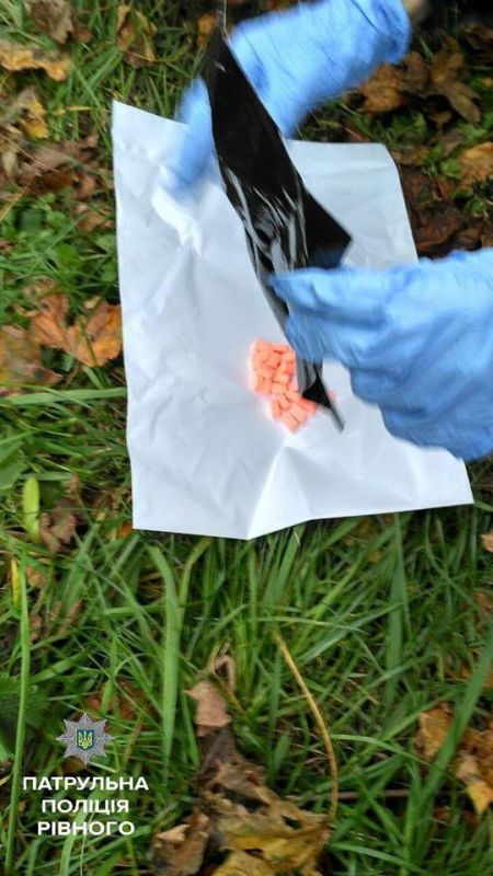 На Украине 9-летний мальчик управлял внедорожником, в котором нашли оружие и наркотики