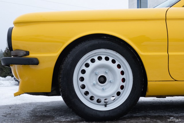 Необычный Запорожец, построенный на базе спортивного Porsche