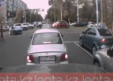 В жутком ДТП в Алматы погиб ребёнок