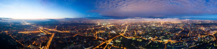 Москва в облаках