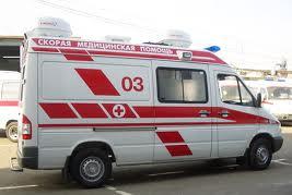 В Красноярске женщина родила прямо на улице в припаркованной машине