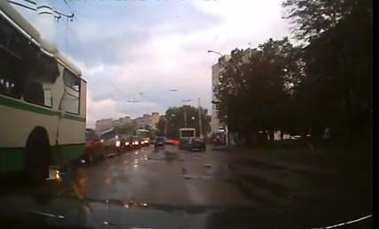 Неадекват на дороге в Уфе