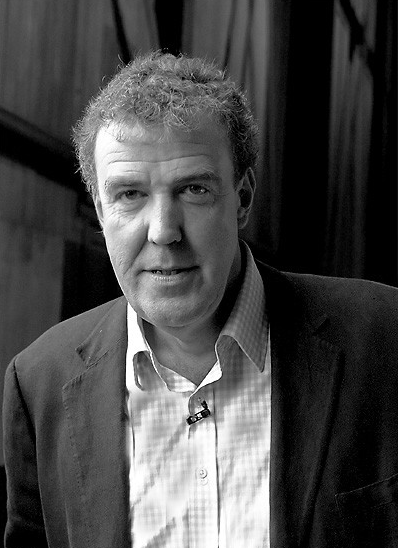 Ведущие Top Gear лишились водительских прав Ведущие Top Gear лишились водительских прав