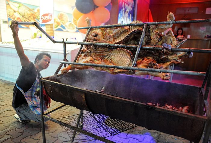 Улица Walking street в Паттайе