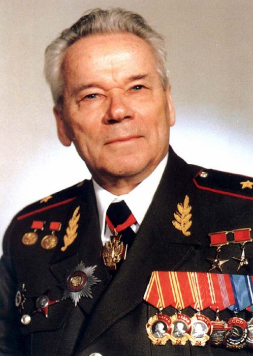 Скончался Михаил Тимофеевич Калашников.