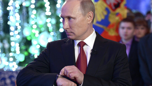Путин прибыл в Волгоград, где проведет совещание по борьбе с террором