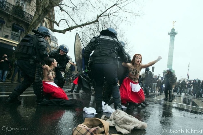 FEMEN уже не торт...