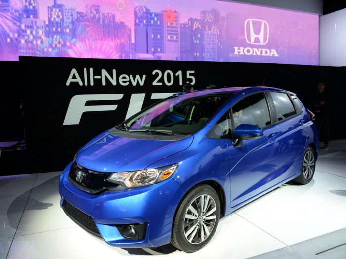 Новая Honda Fit стала меньше, но просторнее