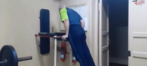 Деду 81 год!