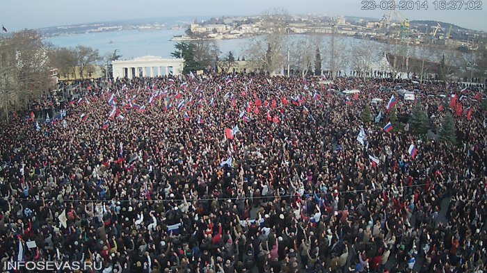 Антибандеровский митинг в Севастополе (по материалам блога...)